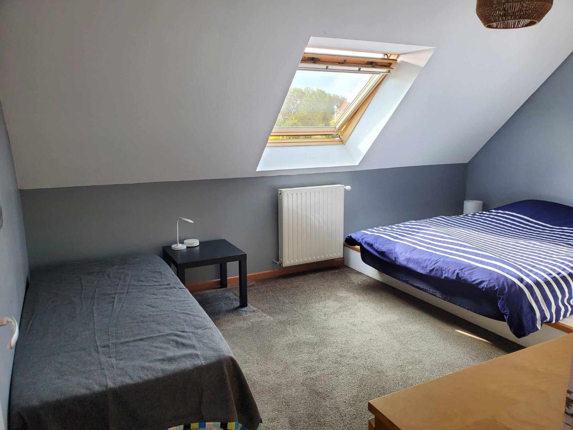 L Etablissement Gold Beach Propose 1 Hebergement , Maison 80M2 Avec Terrain 500M2, Parking Prive A 4 Min Du Port Artificiel D Arromanches, Services Accueil Personnalise, Lits Faits, Serviettes, Menage, Netflix, Wifi Ryes Εξωτερικό φωτογραφία